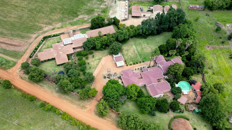 16 Bedroom Property for Sale in Middelburg Rural Eastern Cape